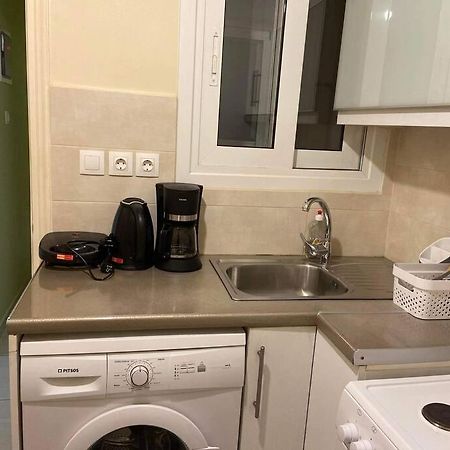 Cozy Apartment In The Heart Of Athena Bagian luar foto