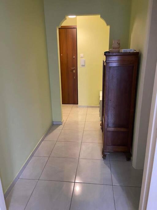 Cozy Apartment In The Heart Of Athena Bagian luar foto